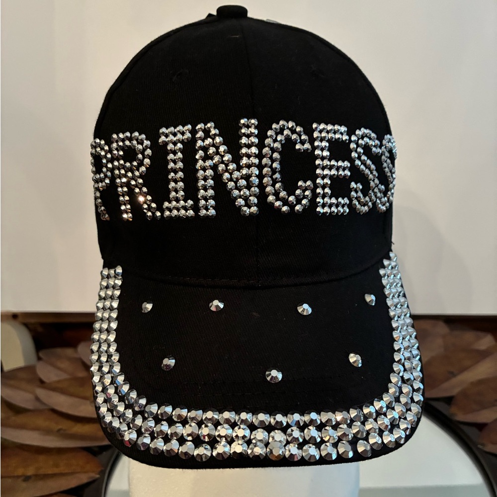 Princess hat - Picture 1 of 7